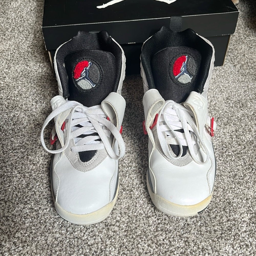 Air Jordan 8 Retro (GS) - Picture 2 of 7
